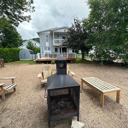 Maison Sur Le Lac Desbiens ภายนอก รูปภาพ