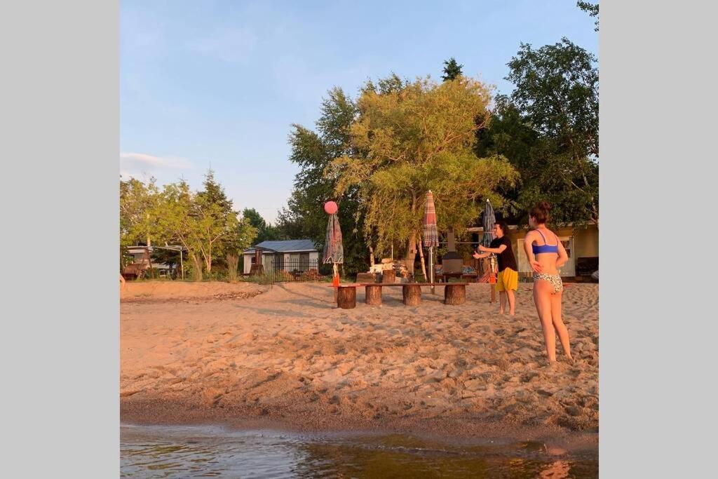 Maison Sur Le Lac Desbiens ภายนอก รูปภาพ